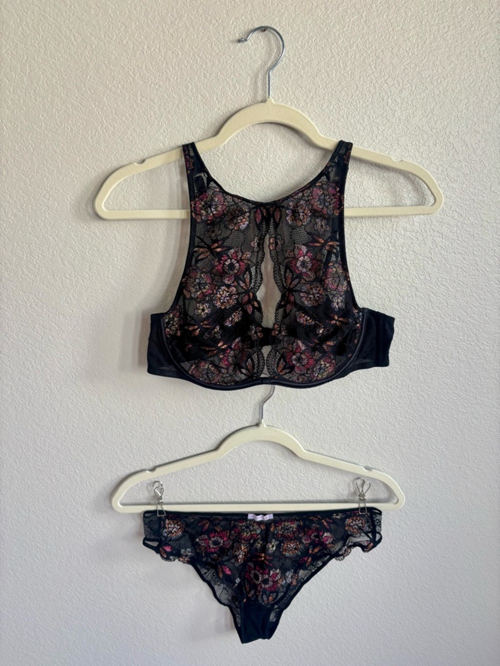 Savage X Fenty Floral Black Lace High-Neck Underwire Bra With Cheeky Panty Set